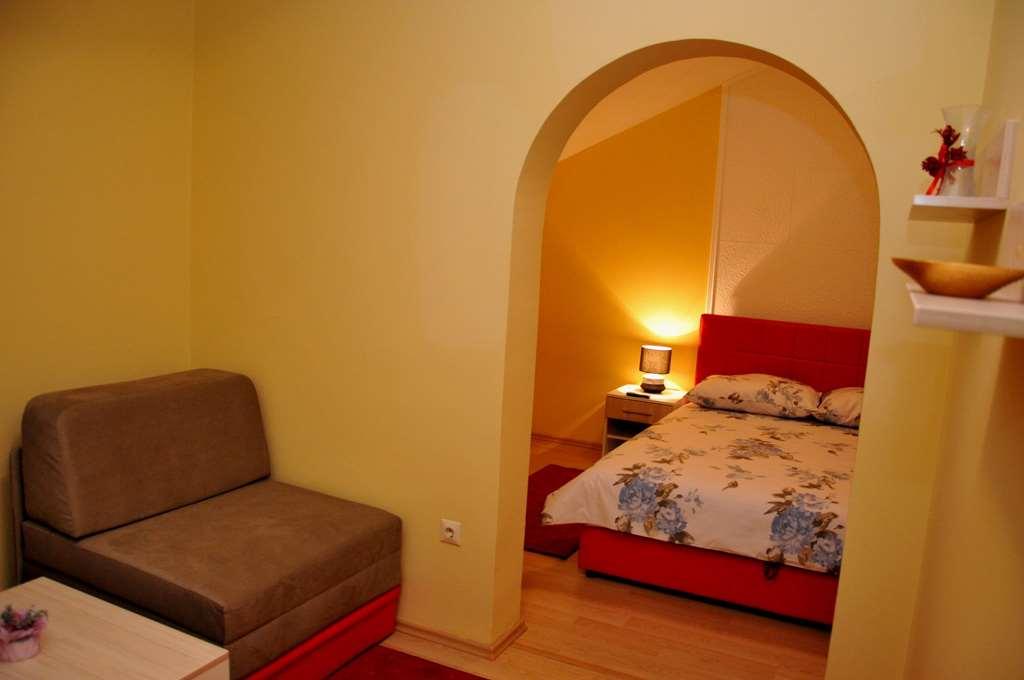 Hotel Arizona Sarajevo Lukavica Habitación foto